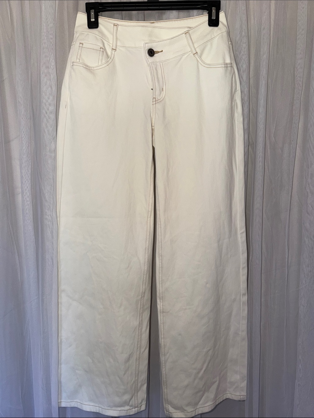 HALARA NWOT Cream Wide-Leg Women's Jeans, size XS but can fit SM